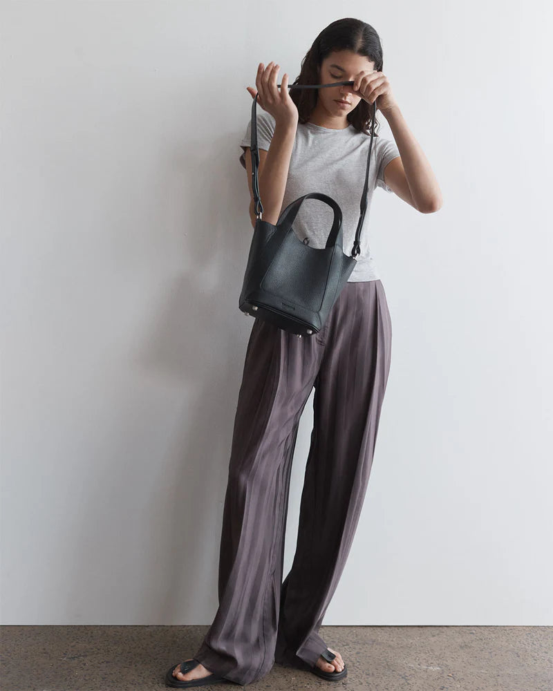 THE HORSE // Alexie Tote BLACK