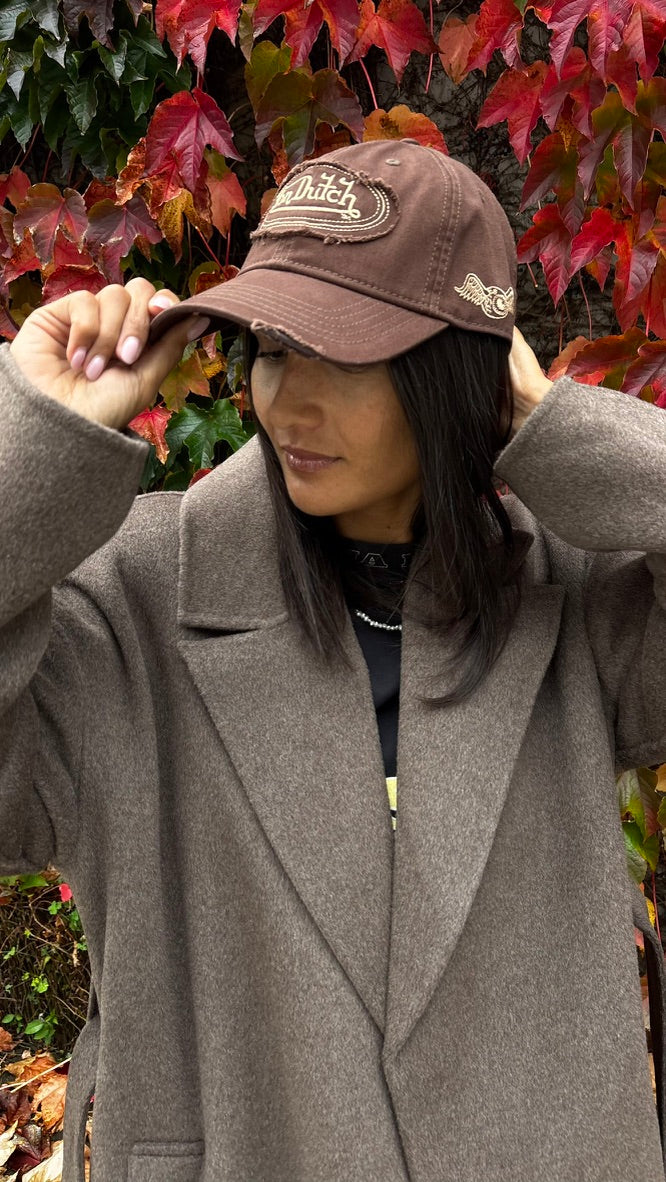 Oval Distressed Dad Cap BROWN