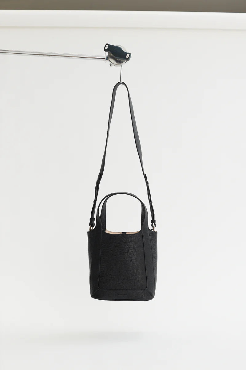 THE HORSE // Alexie Tote BLACK