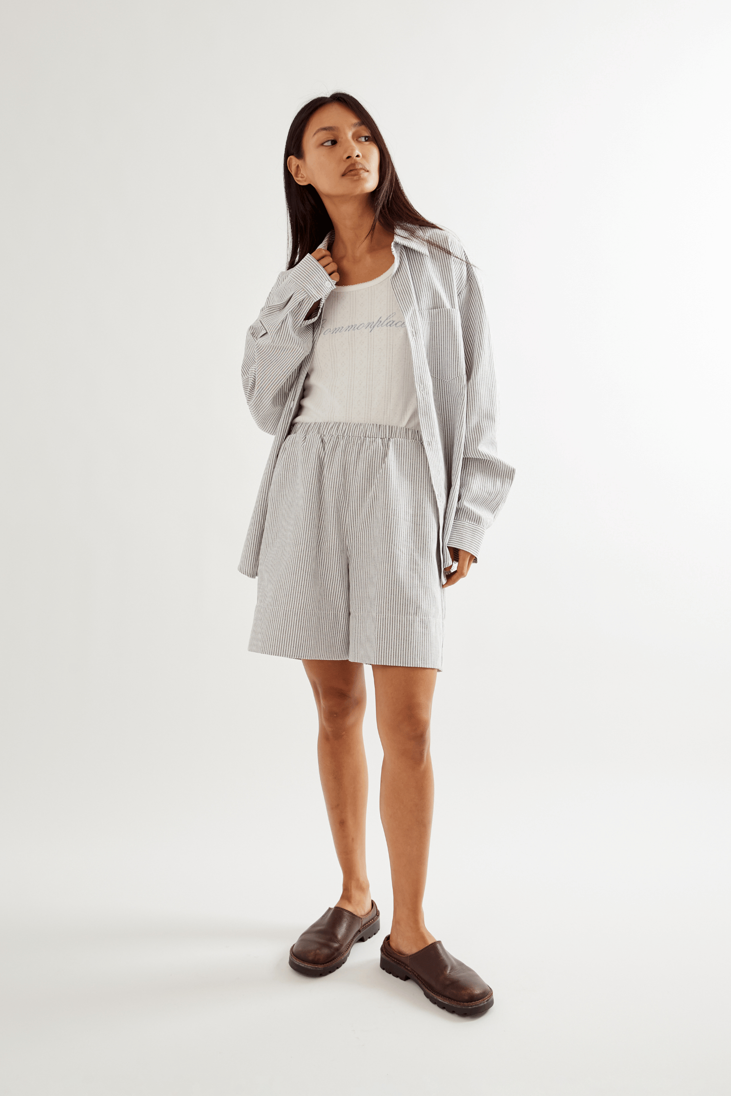 COMMONPLACE // Beach Cottage Shirt BLACK WHITE STRIPE