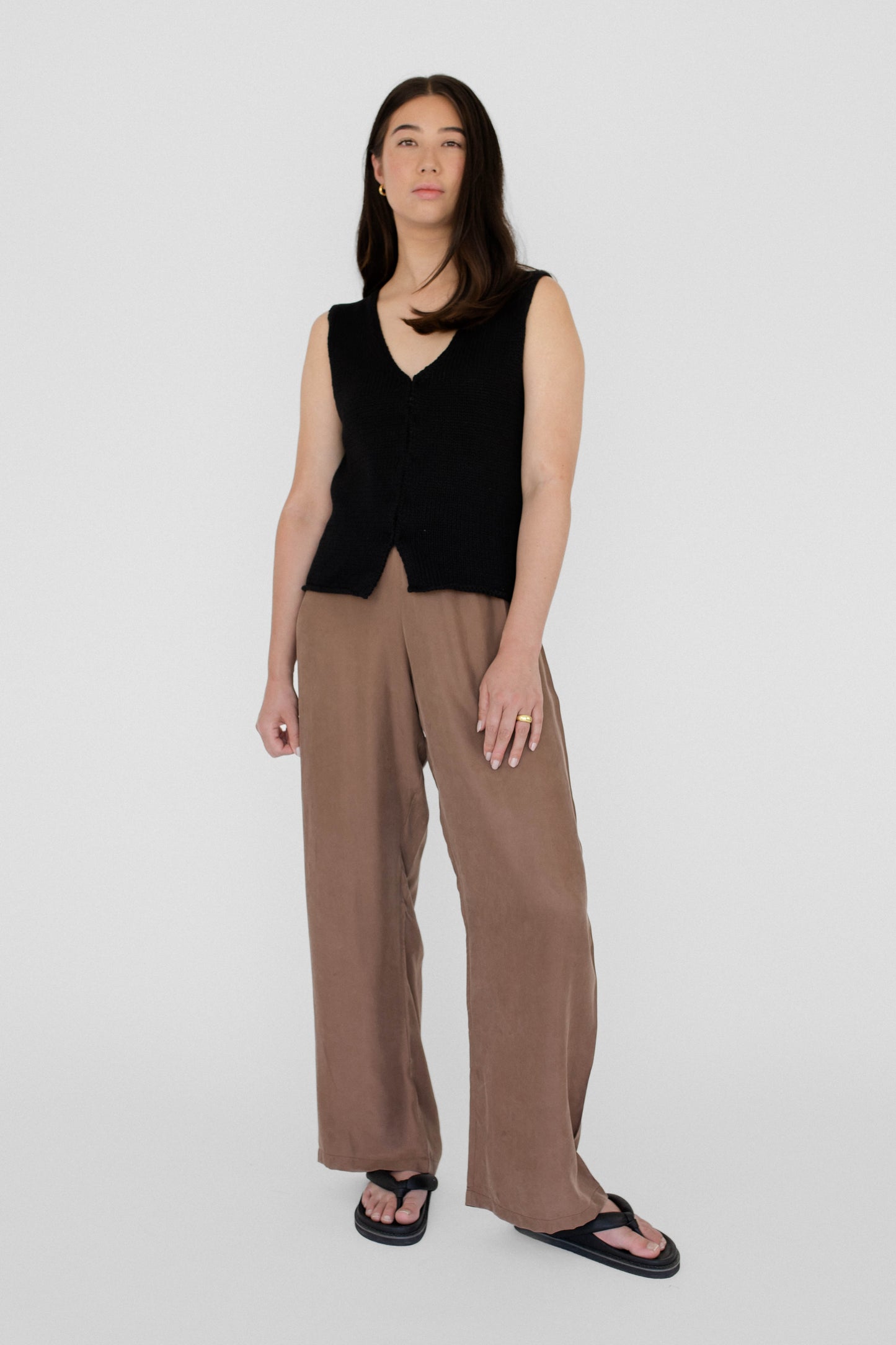 BEIGED // Knit Vest BLACK