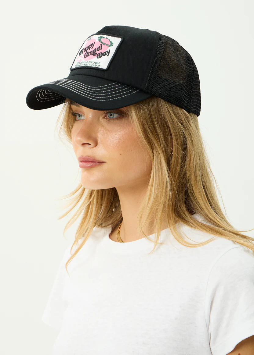 Genuine Sentiment Trucker Cap BLACK