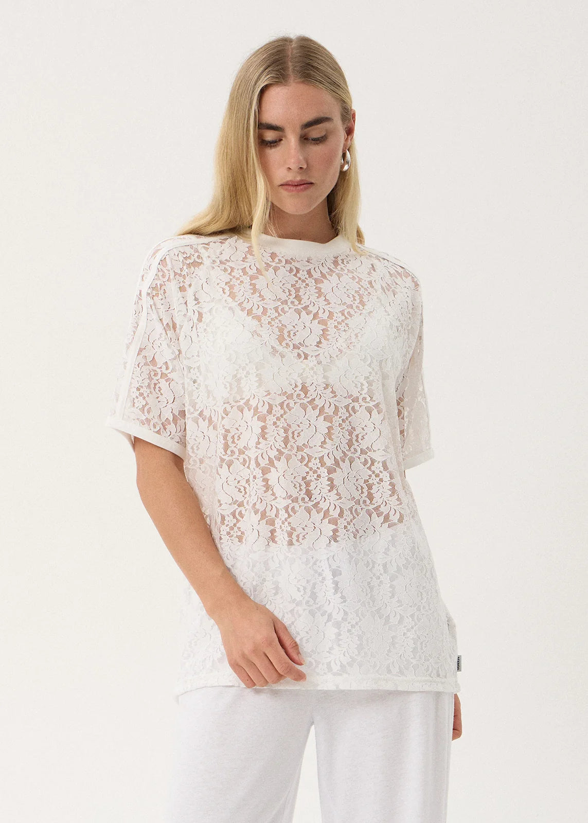 Angela Lace OS Raglan Tee WHITE