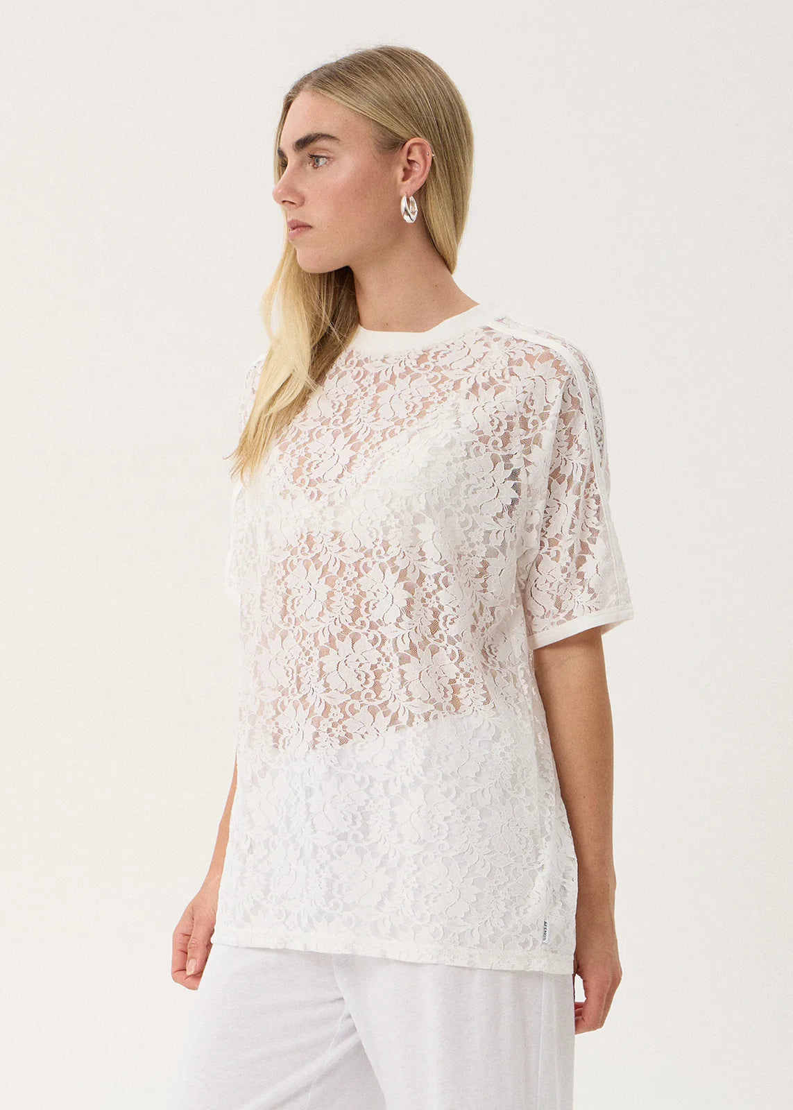 Angela Lace OS Raglan Tee WHITE