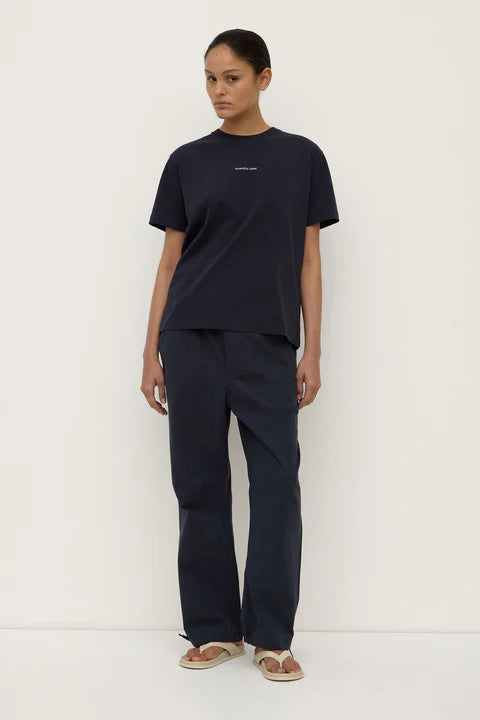 ASSEMBLY LABEL // Atelier Logo Tee True Navy/White