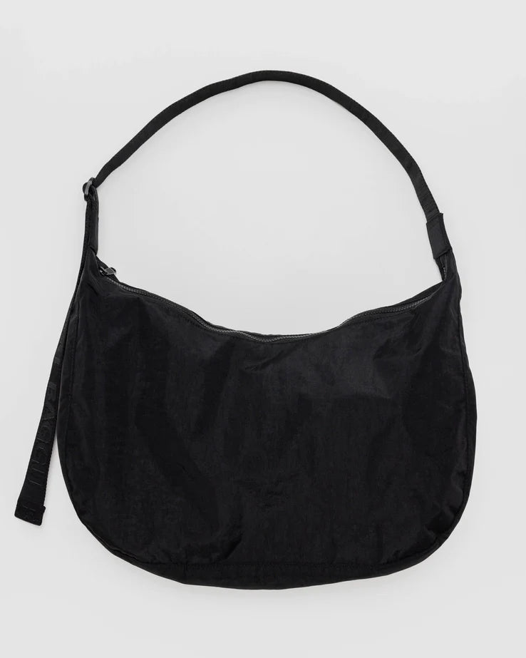 BAGGU // LARGE Nylon Crescent Bag BLACK