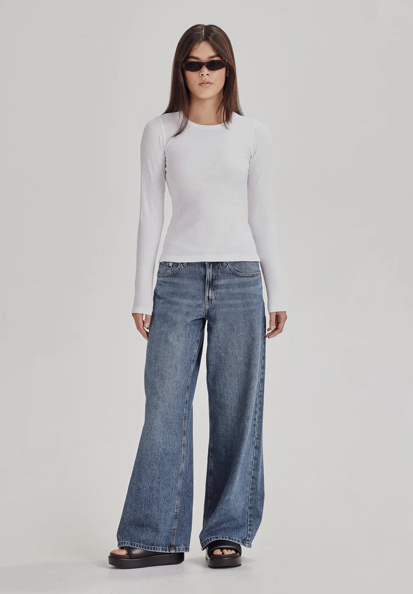 COMMONERS // Base Long Sleeve WHITE