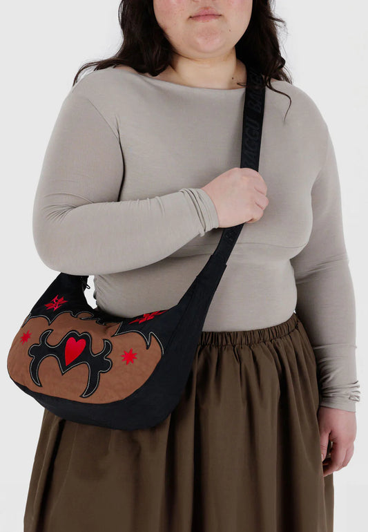 BAGGU // MEDIUM Nylon Crescent Bag WESTERN APPLIQUE