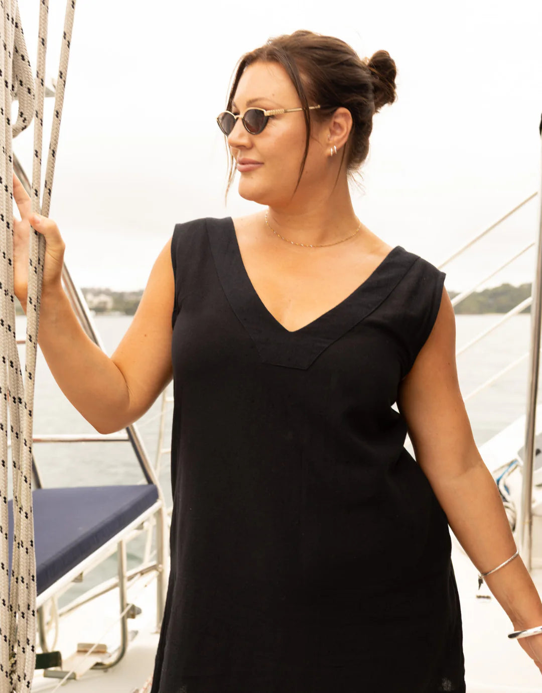 LUNA LANE // Banks Shift Dress BLACK