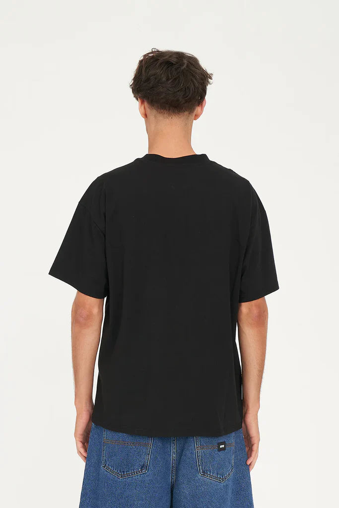 HUFFER // Block Tee Waves BLACK