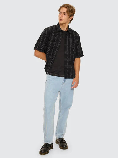 THRILLS // Built To Win SS Cropped Shirt BLACK