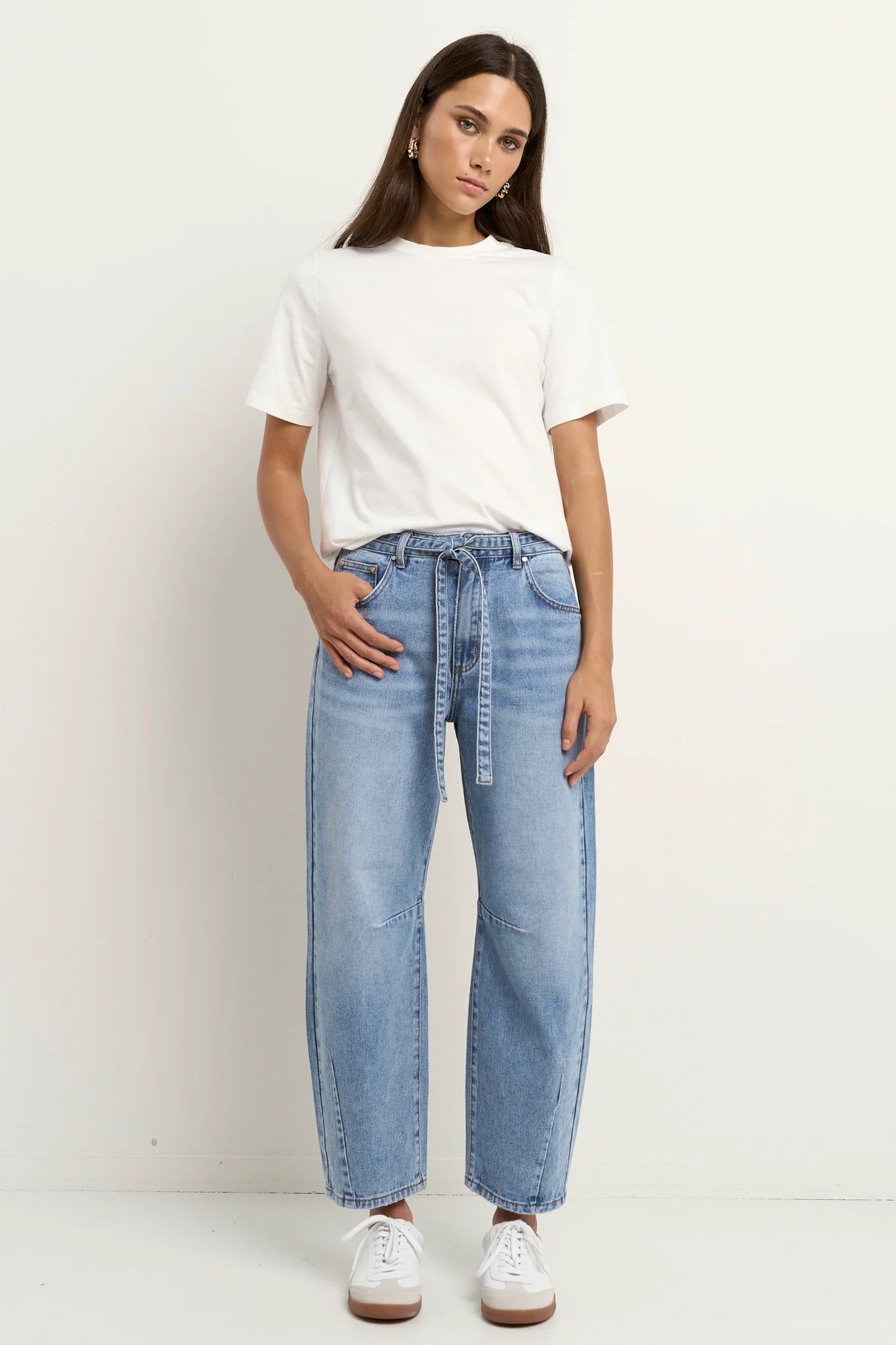 STORIES BE TOLD // Campus Tie Waist Barrel Jean LIGHT BLUE