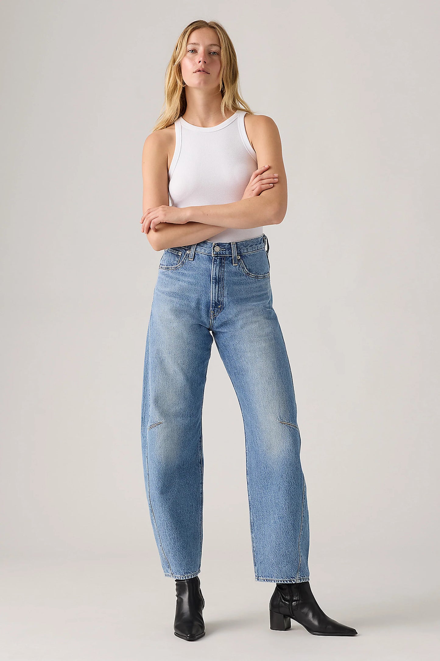 LEVIS // Cinch Barrel LET LOVE IN