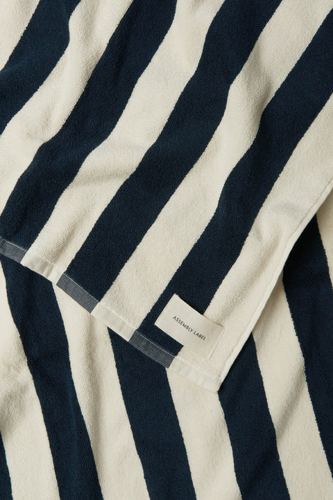 ASSEMBLY LABEL // Cotton Stripe Beach Towel NAVY CREAM