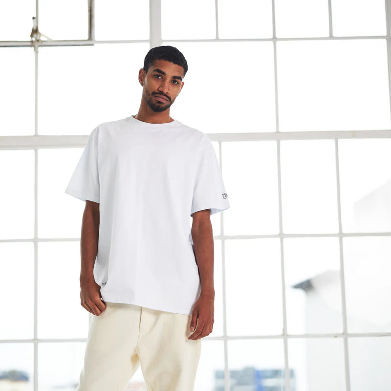 CRATE // Do Great Tee WHITE