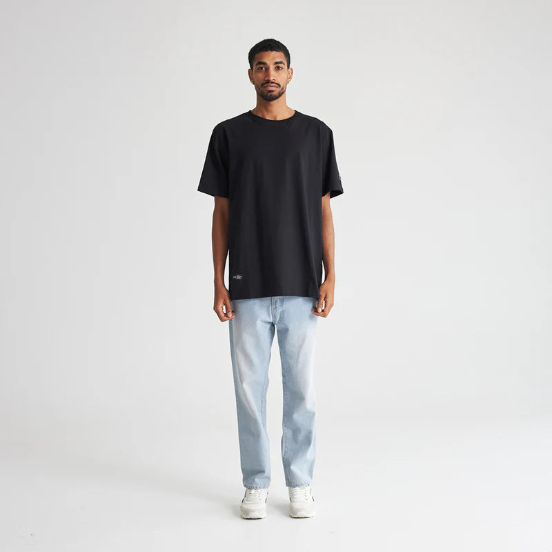 CRATE // Do Great Tee BLACK