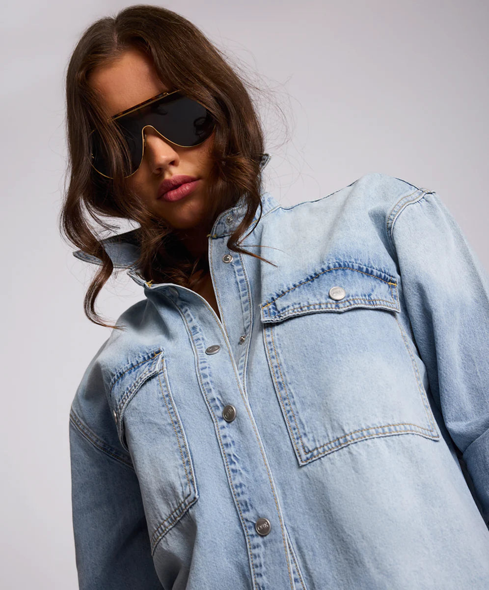 ONE TEASPOON // Essential Denim Shirt SANTA CRUISE
