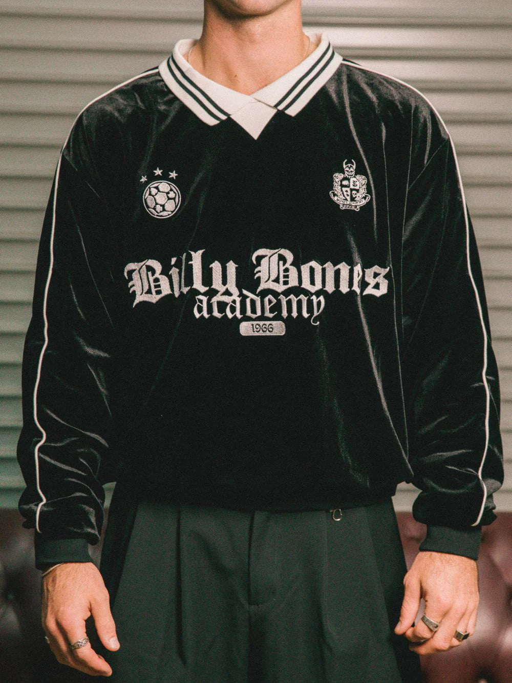 BILLY BONES // FC Velvet Sweater BLACK