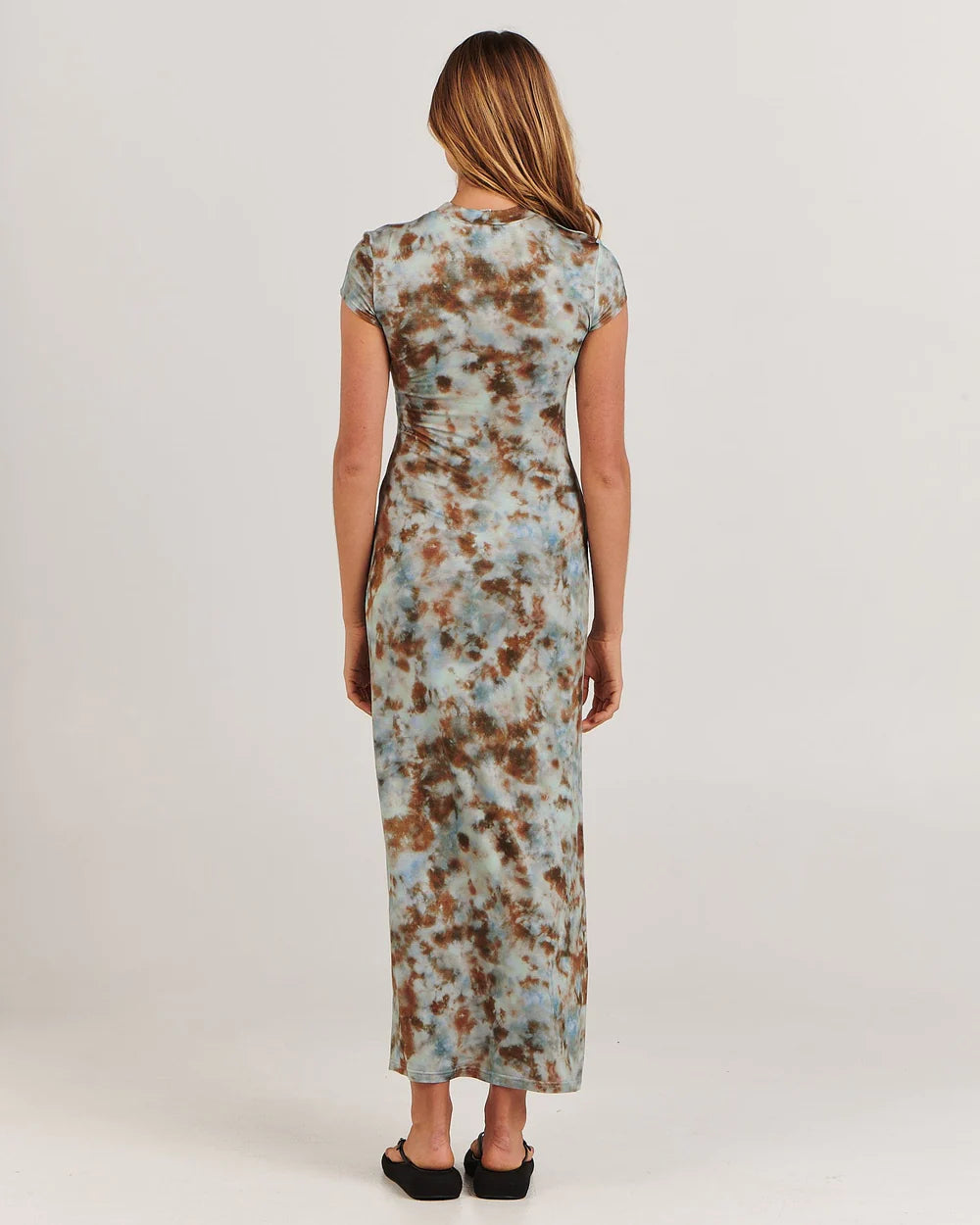 CHARLIE HOLIDAY // Georgie Midi Dress EARTH TIE DYE