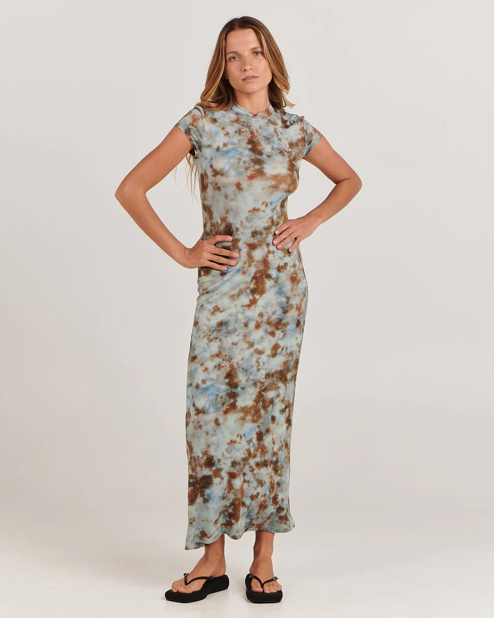 CHARLIE HOLIDAY // Georgie Midi Dress EARTH TIE DYE