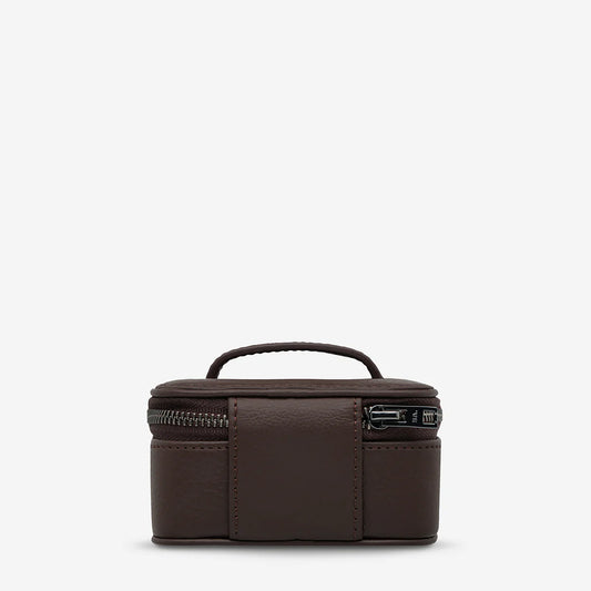 STATUS ANXIETY // Heartbreaker COCOA