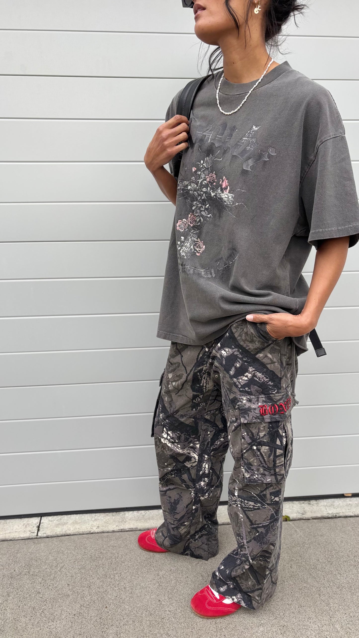 KSUBI // Thorned Ekcess Tee CHARCOAL