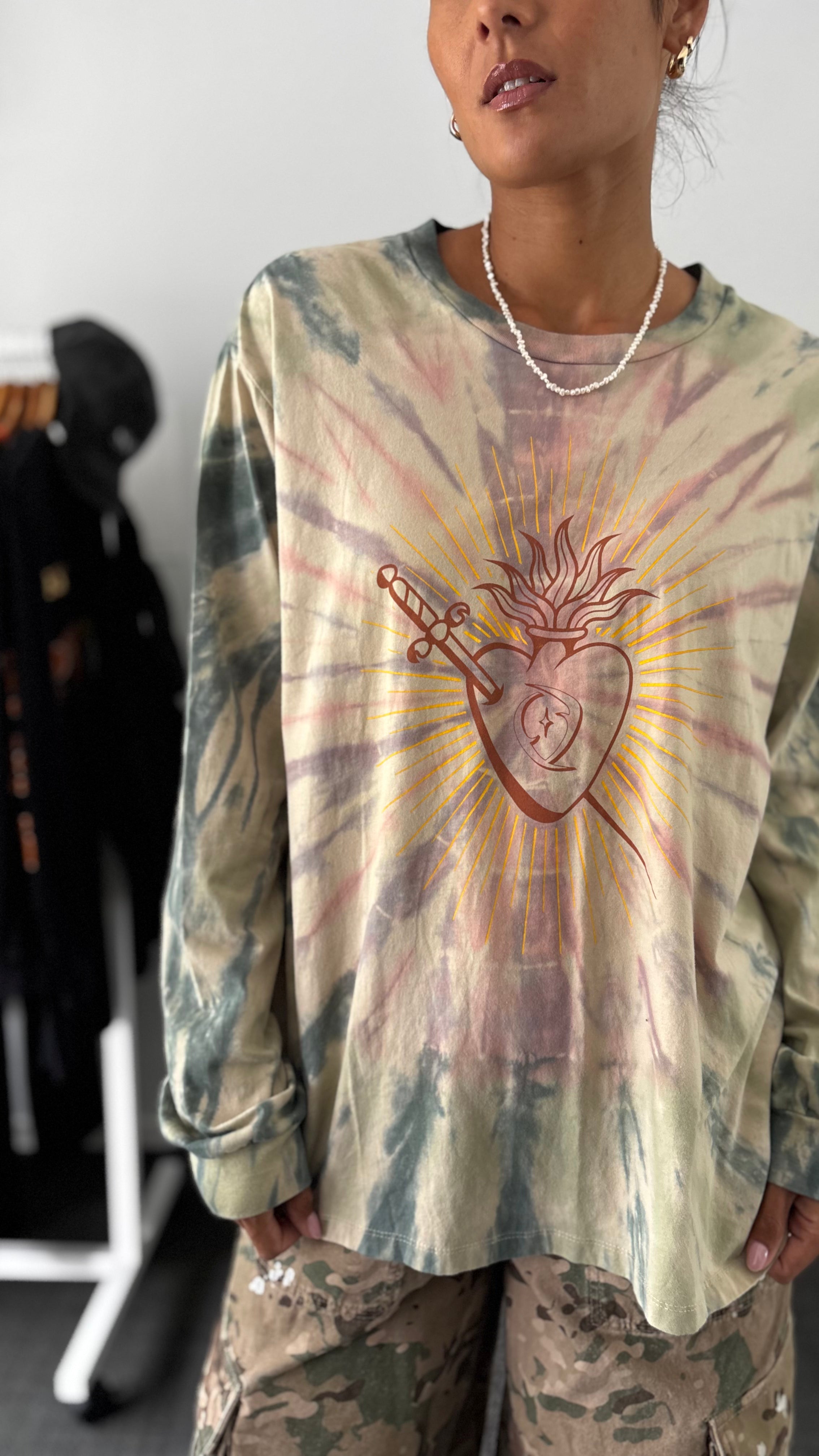 PRE-LOVED // ONE TEASPOON Heart o Steel LS Top