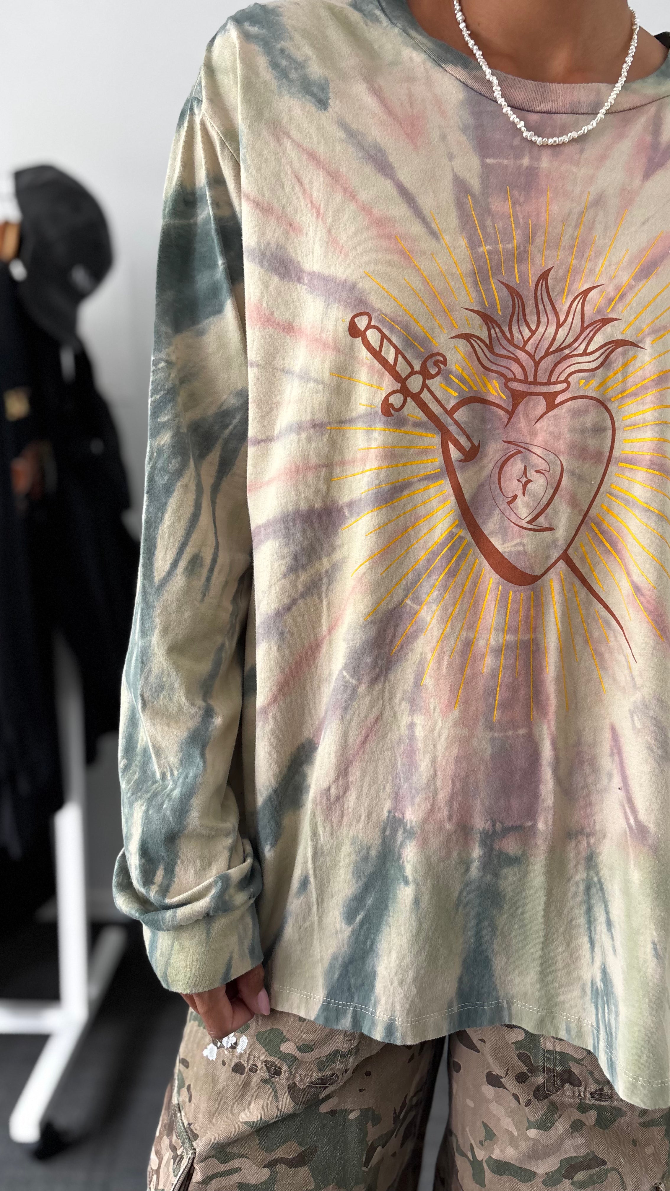 PRE-LOVED // ONE TEASPOON Heart o Steel LS Top