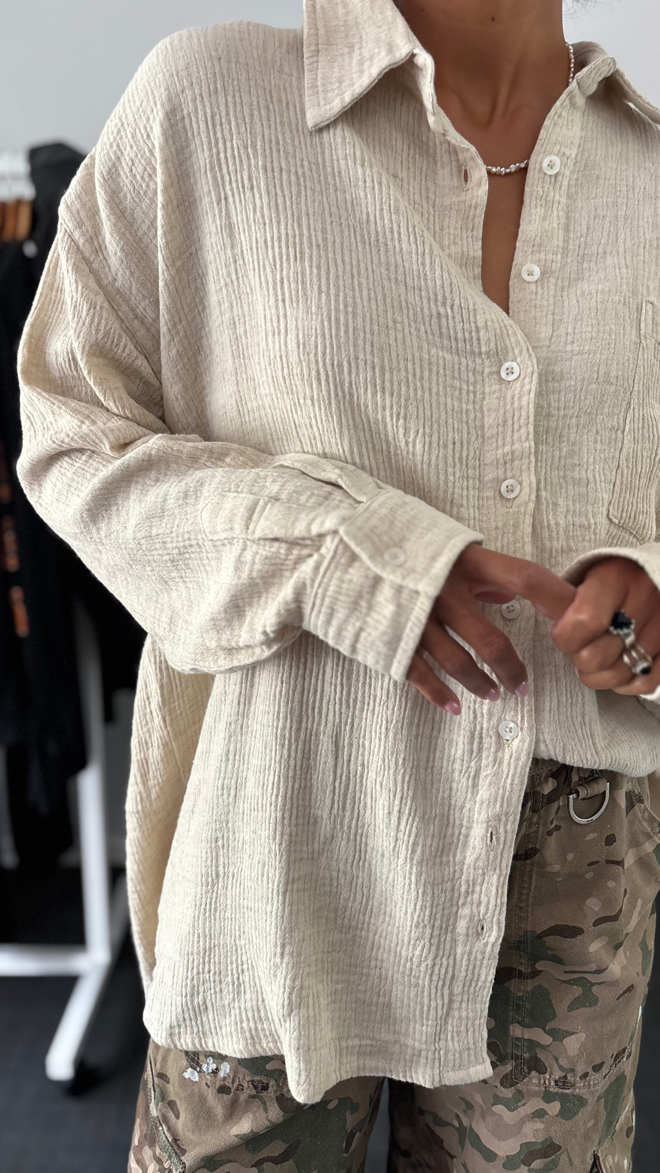 PRE-LOVED // BEIGED Everyday Shirt