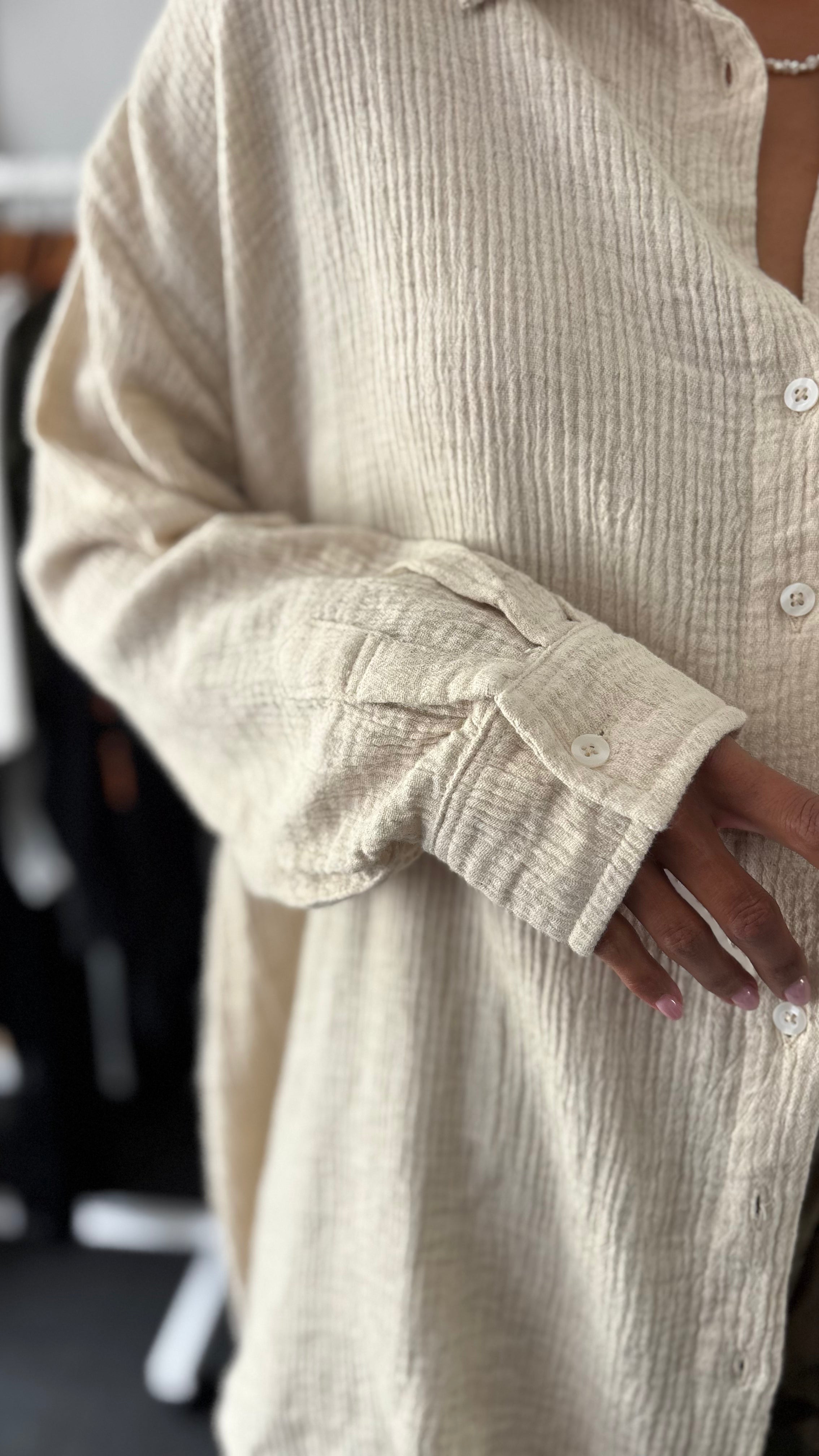 PRE-LOVED // BEIGED Everyday Shirt