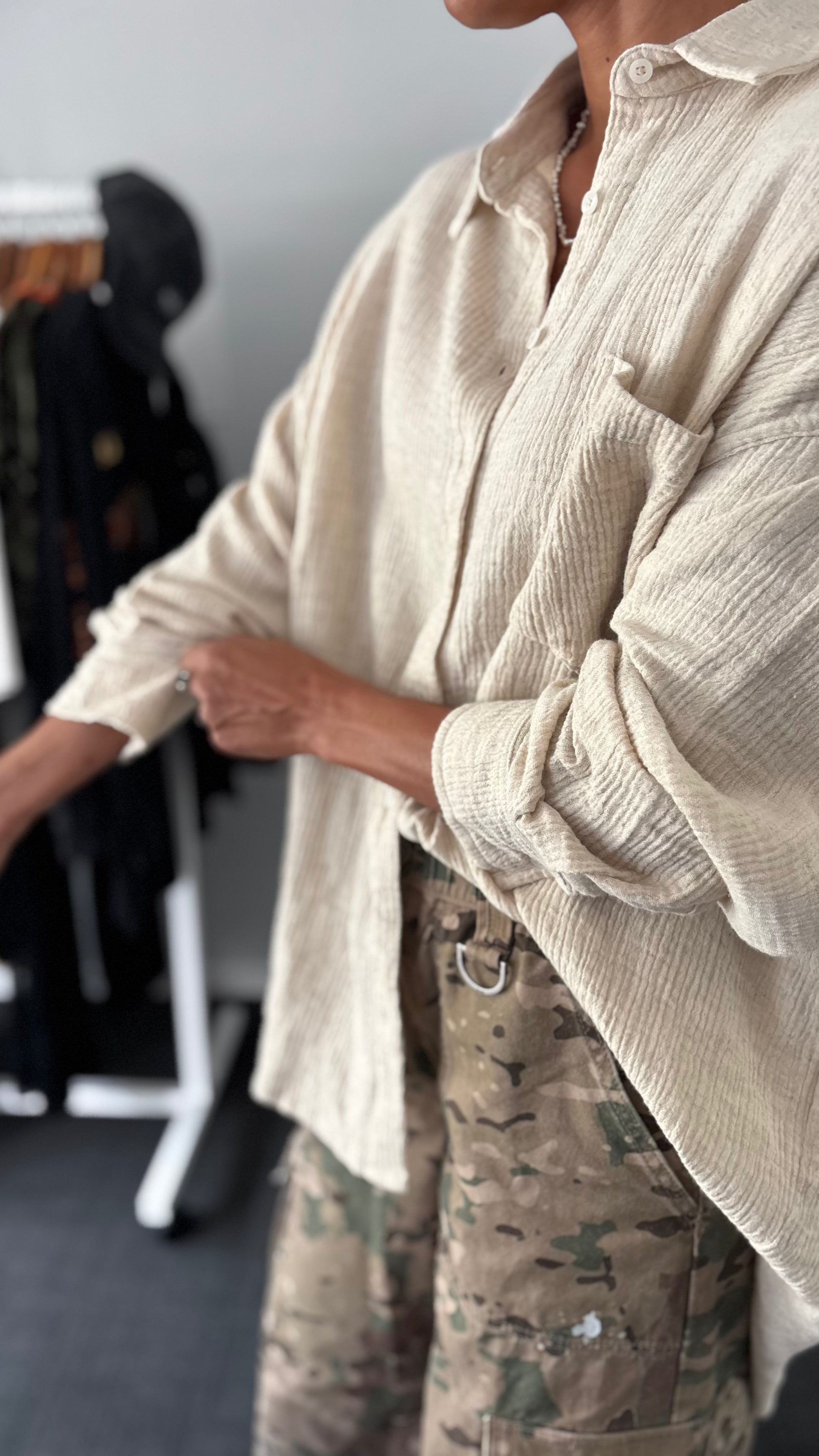 PRE-LOVED // BEIGED Everyday Shirt