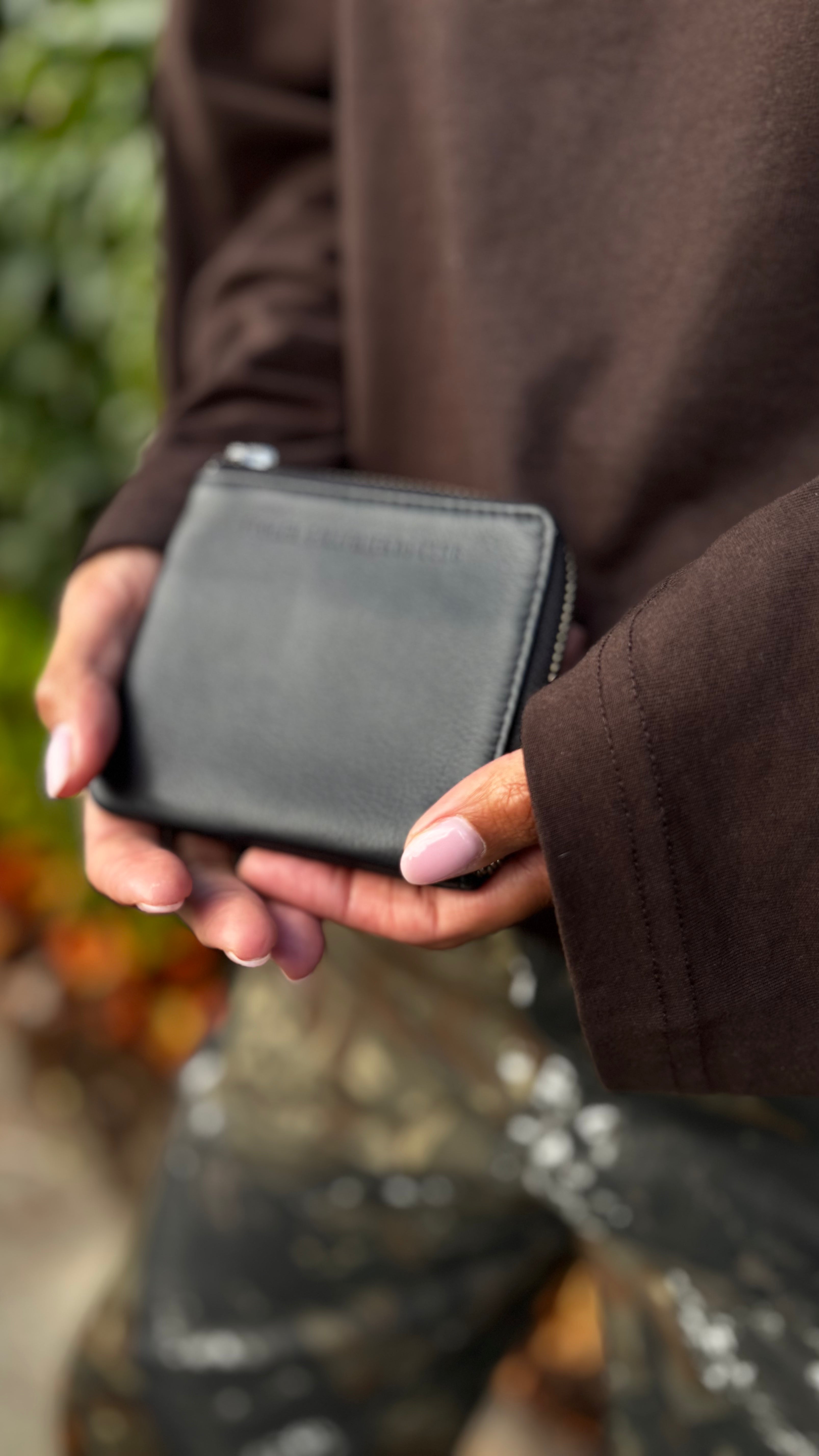 PRE-LOVED // STOLEN Leather Card Wallet
