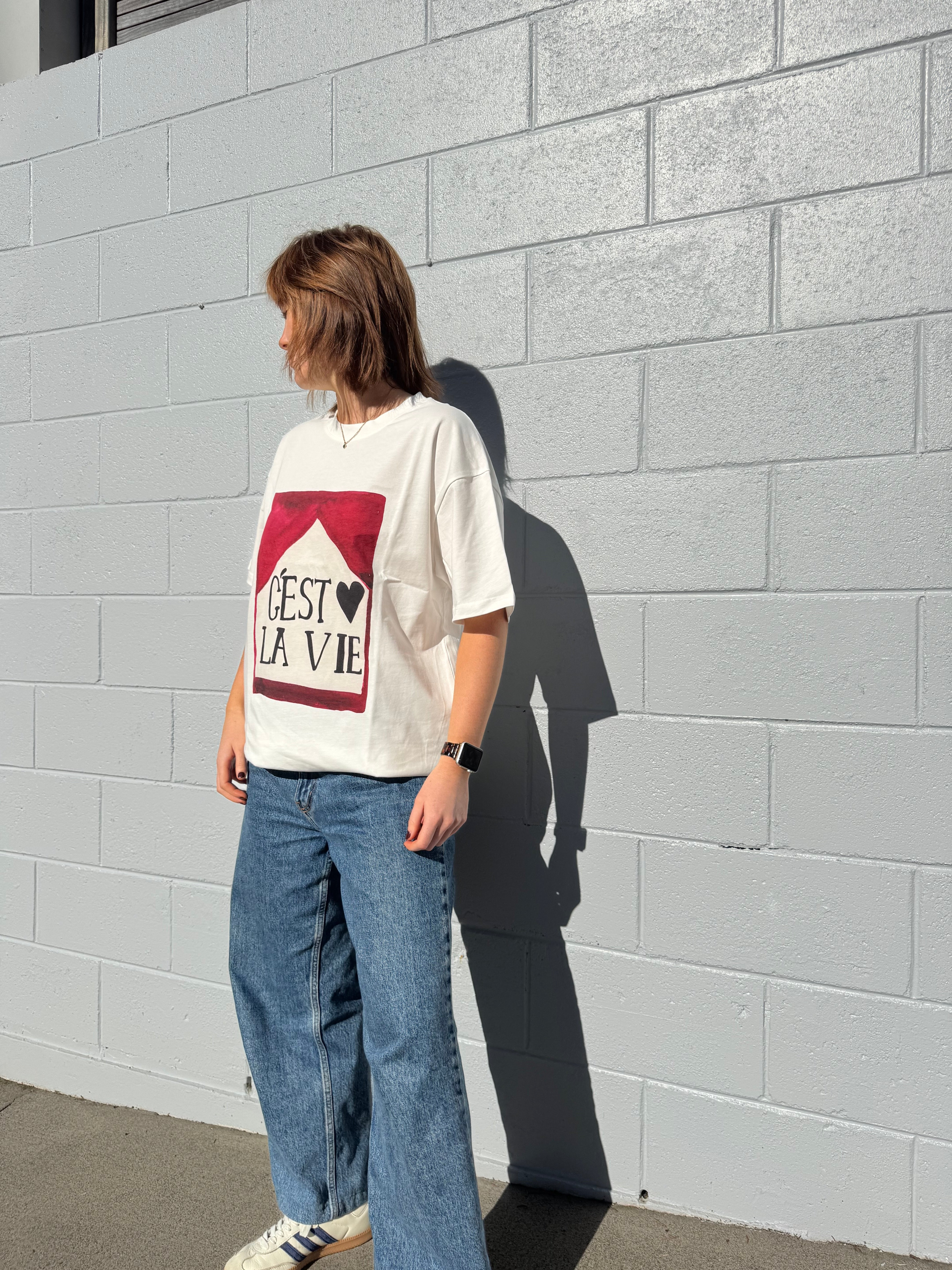 MAKU // C'EST LA VIE Tee Oversized WHITE