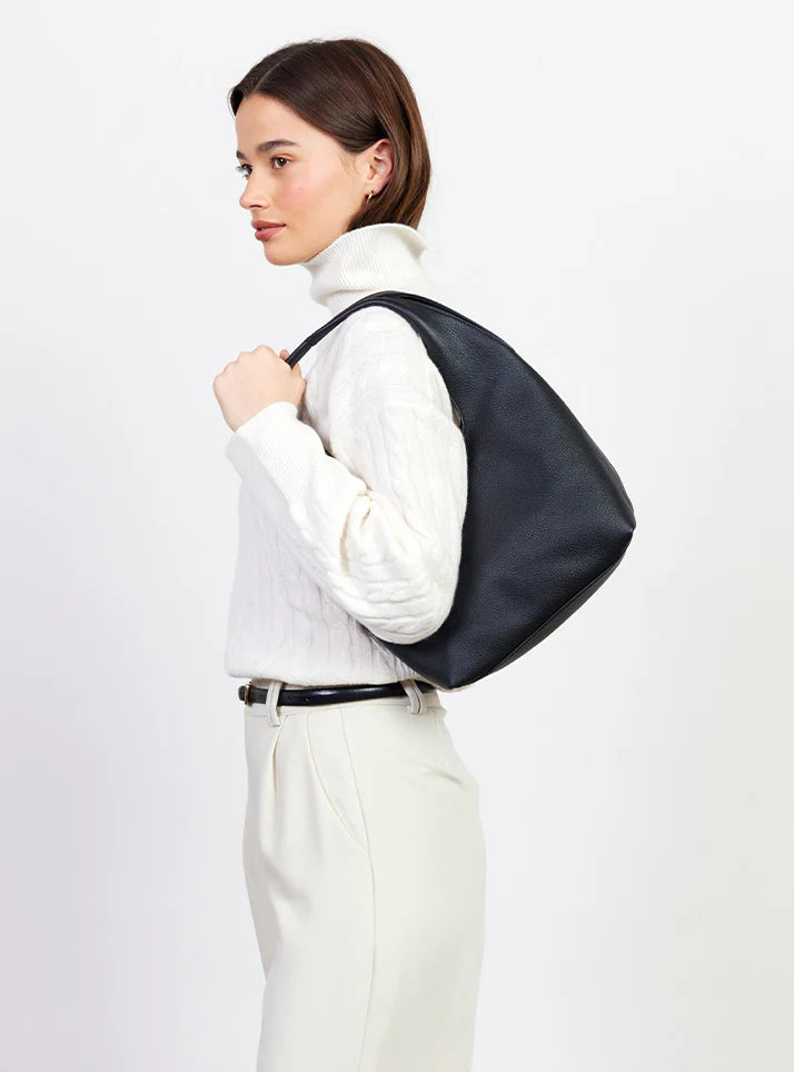 Kiki Shoulder Bag BLACK LIGHTLY MILLED