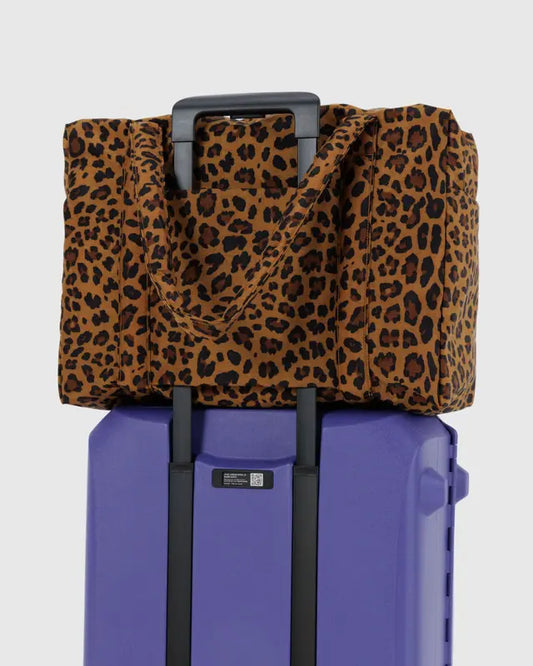 BAGGU // LARGE Cloud Carry-on LEOPARD
