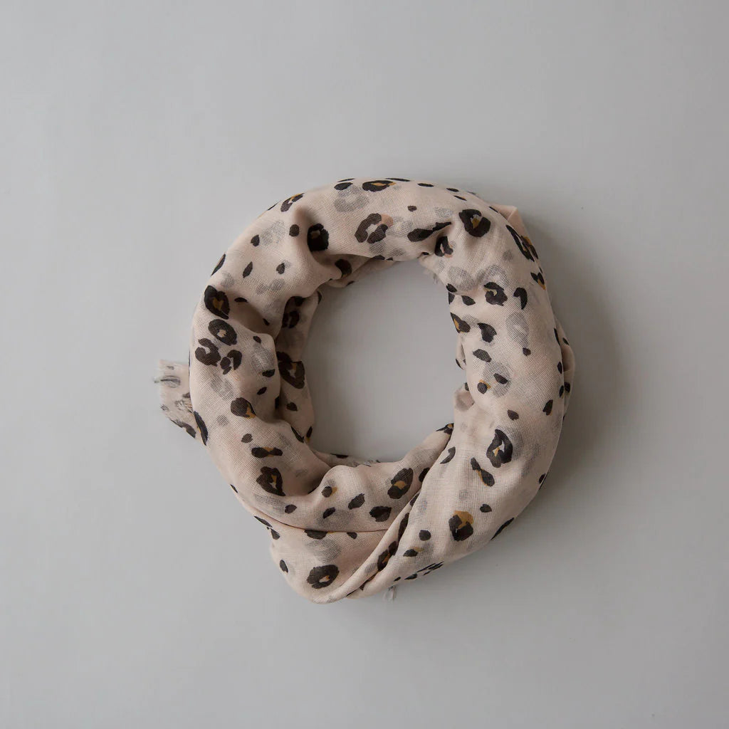 S O P H I E // Maxi Scarf LEOPARD BLUSH