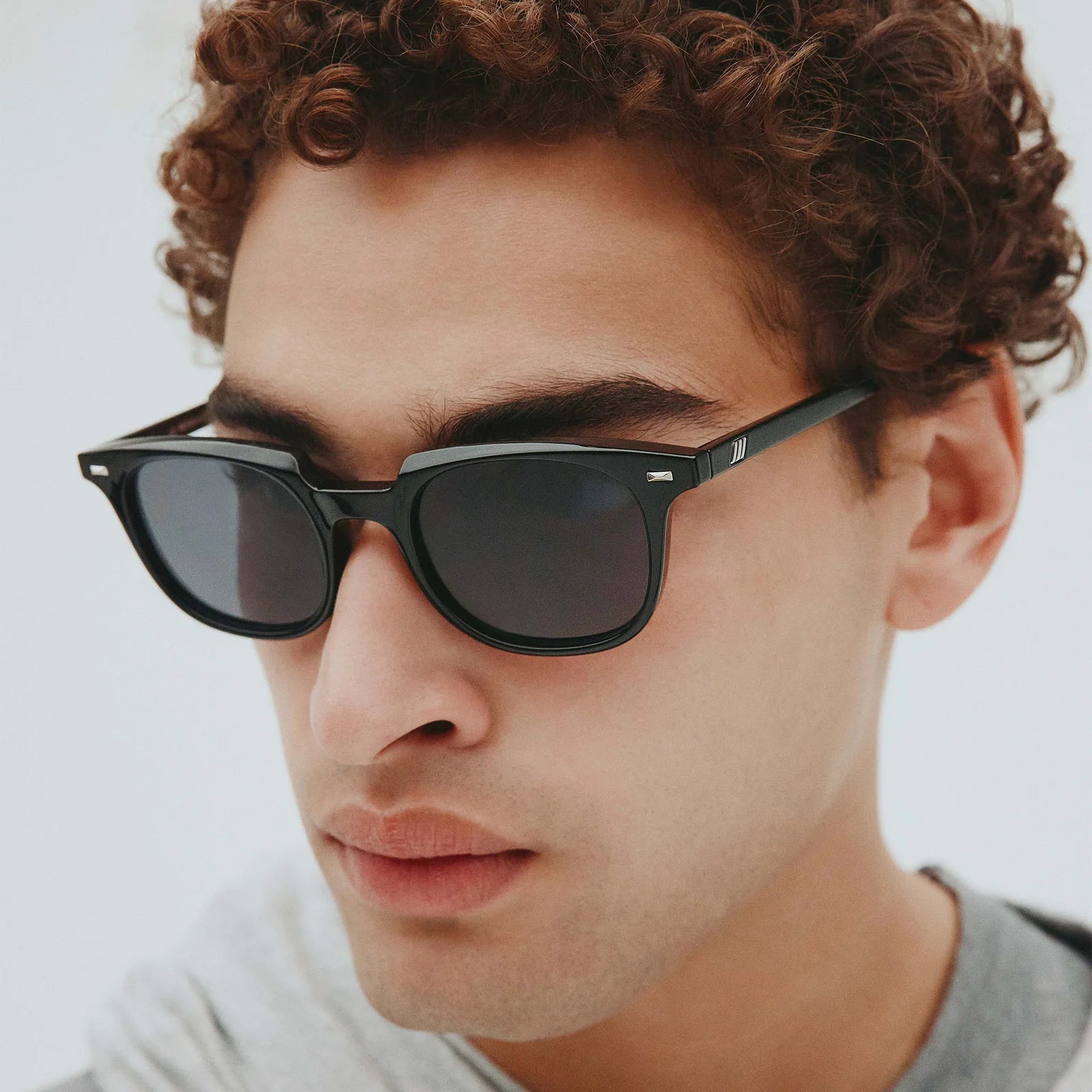 LE SPECS // Le Resolu BLACK