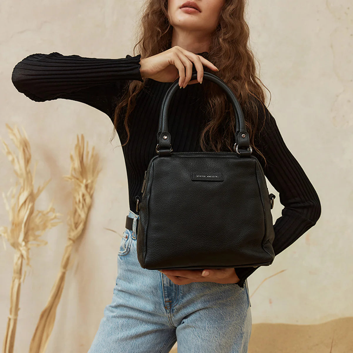 STATUS ANXIETY // Last Mountains Bag BLACK