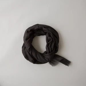 S O P H I E // Maxi Scarf Spots BLACK