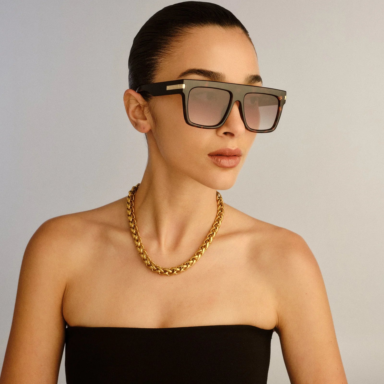 LE SPECS // Offside TORT