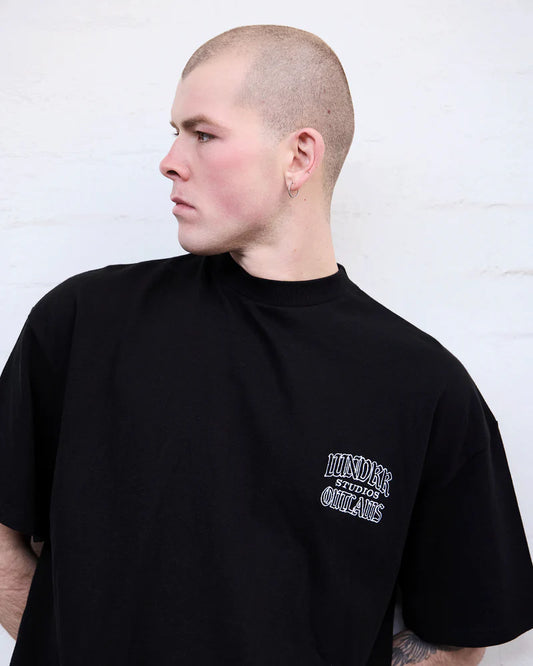WNDRR // Outlaws Heavy Weight Tee BLACK