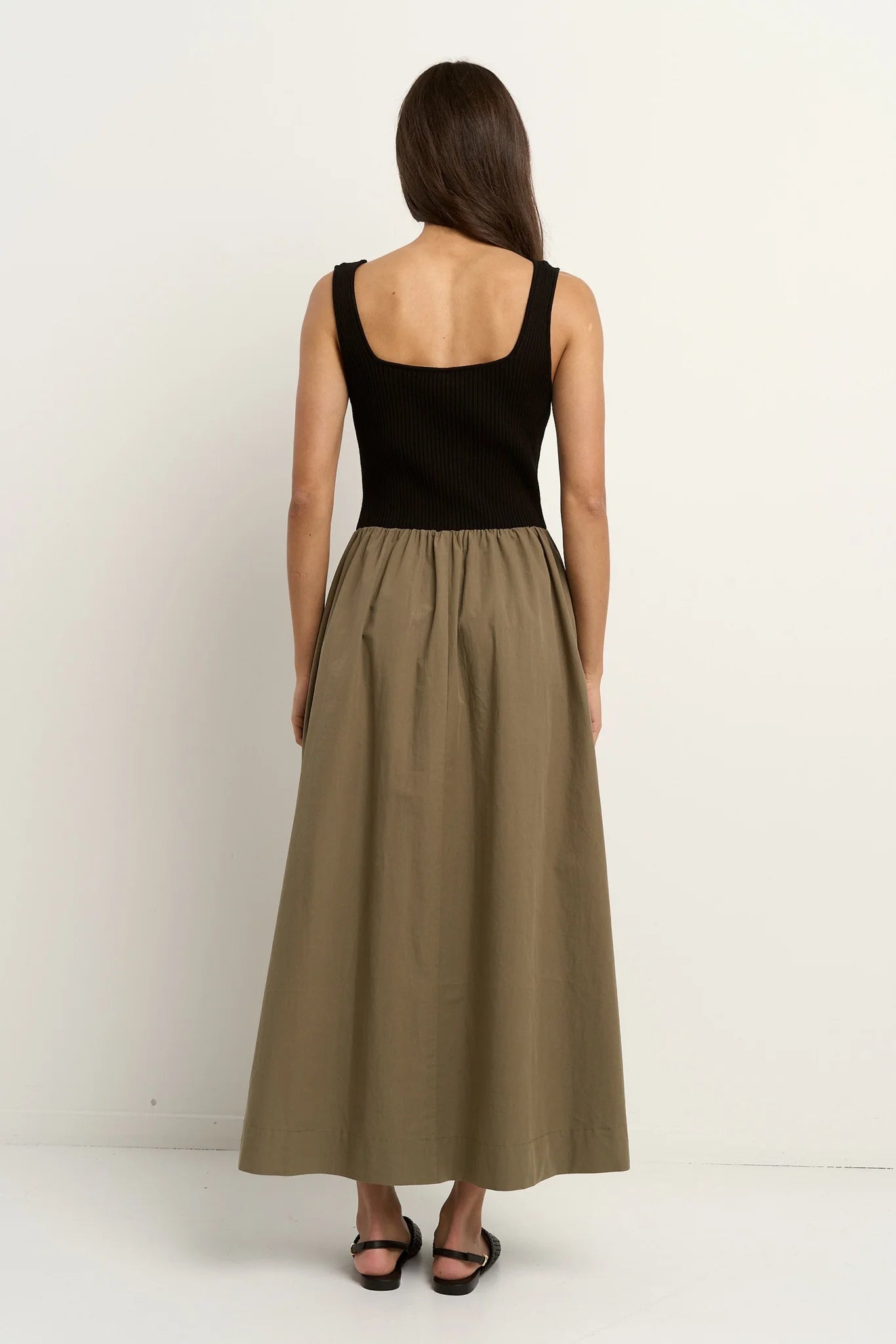 RE:UNION LABEL // Obsidian Contrast Midi Dress BLACK KHAKI