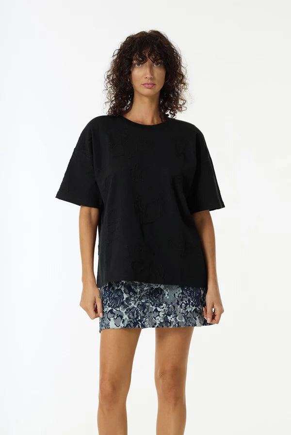 Off Duty Flora Tee BLACK