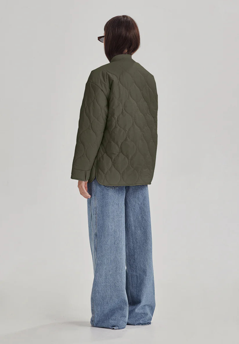 COMMONERS // Quilted Jacket OLIVE GREY