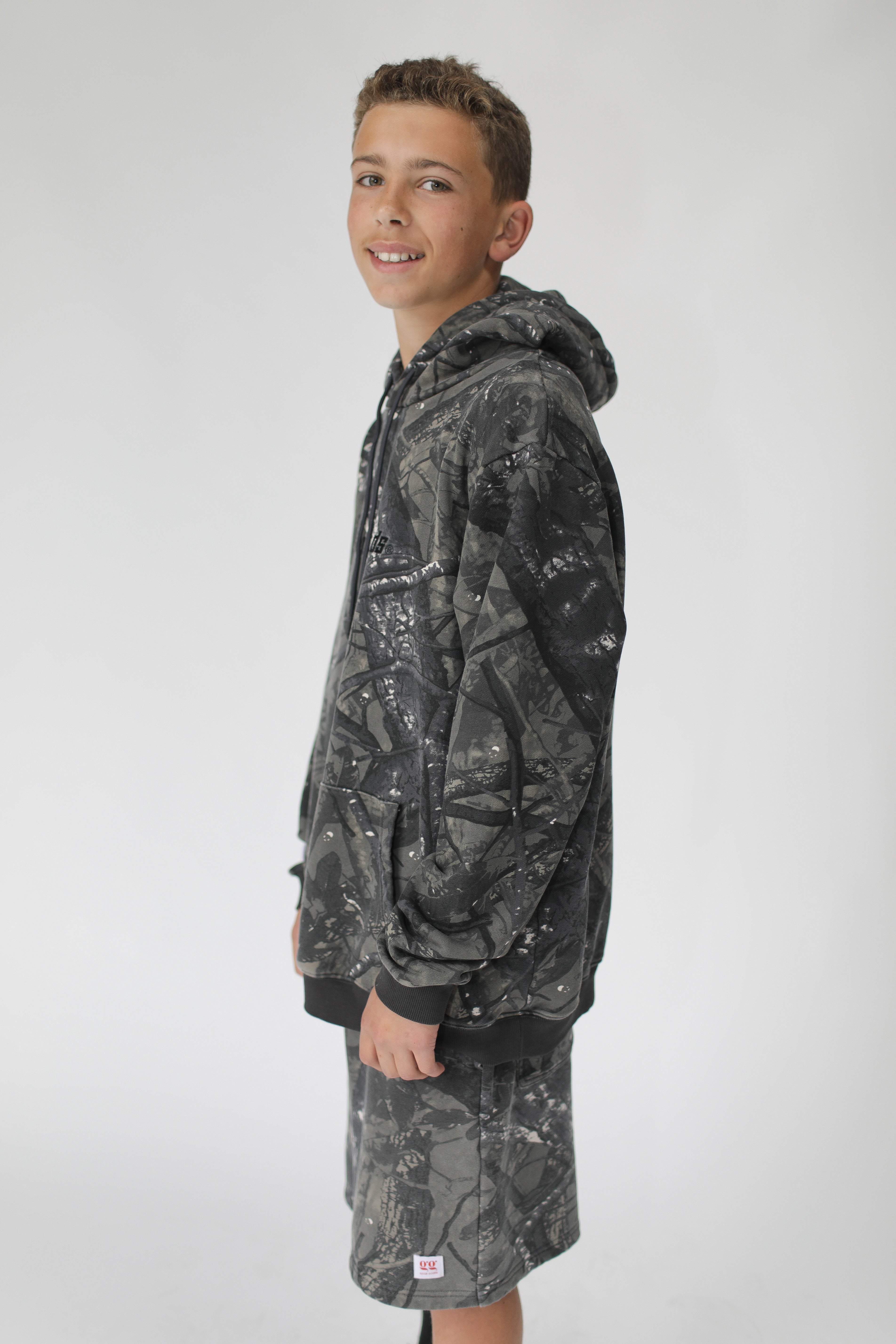 GOOD GOODS // Rocky Hood CRUISE EMBROIDERY BUSH CAMO