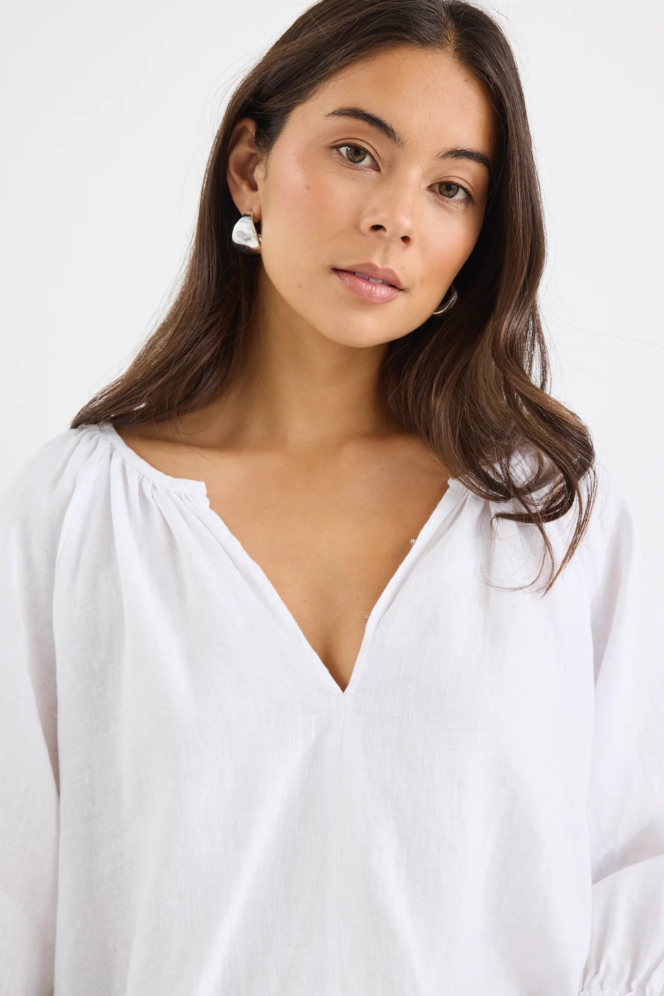 RE UNION // Revolutionary Linen Top WHITE