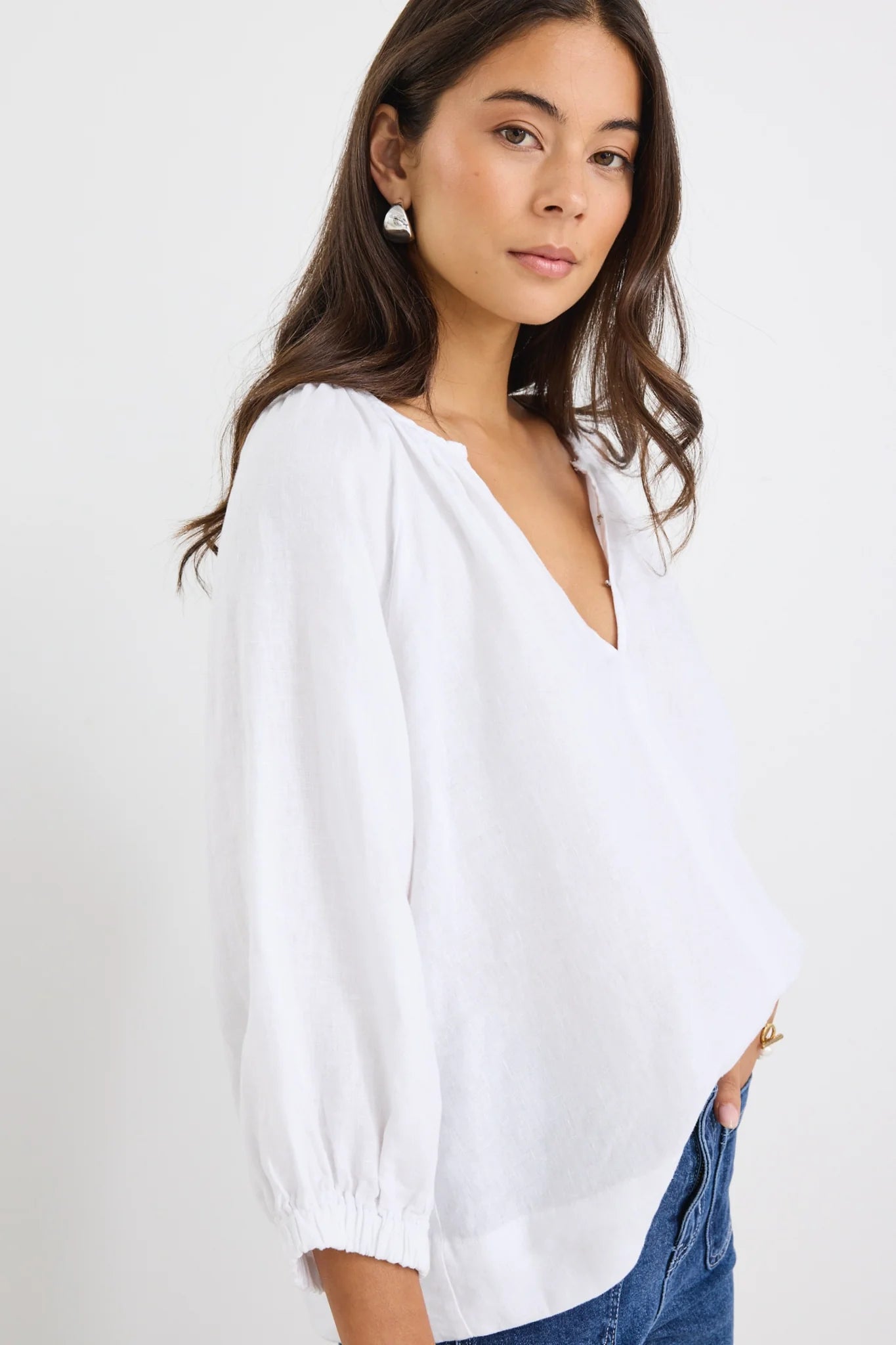 RE UNION // Revolutionary Linen Top WHITE