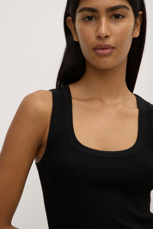 ASSEMBLY LABEL // Robyn Scoop Neck Rib Tank BLACK