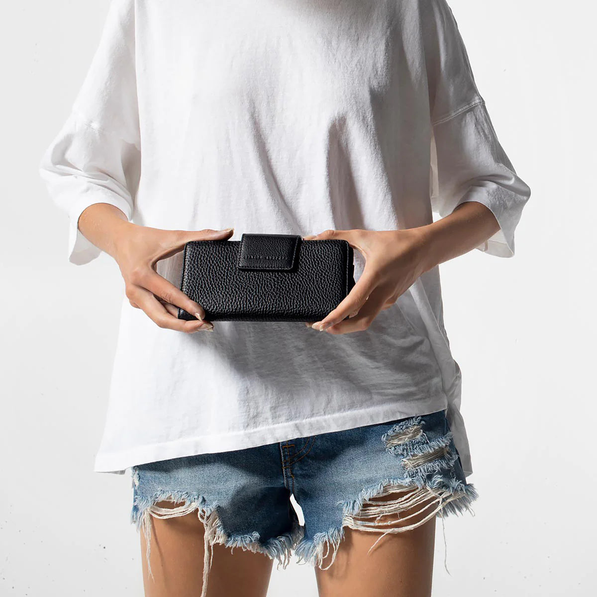 STATUS ANXIETY // Ruins BLACK