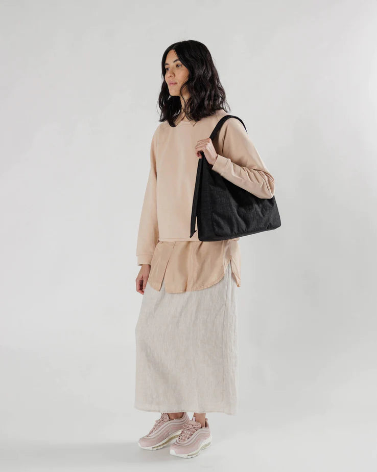 BAGGU // Nylon Shoulder Bag BLACK